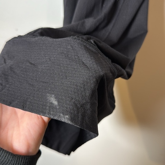 Lululemon Women’s No Limits Tank Top Built In Bra Black Milky Way Racerback 4 - Picture 4 of 9